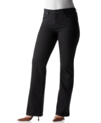A built-in tummy-slimming panel ensures you'll look your best in Levi's black wash jeans. A built-in tummy-slimming panel ensures you'll look your best in Levi's black wash jeans.