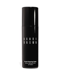 This alcohol free spray formula is designed to clean brushes instantly between makeup applications. Quick drying and gentle enough to be used on both natural and synthetic brushes. Ideal for use between brush shampoos. This alcohol free spray formula is designed to clean brushes instantly between makeup applications. Quick drying and gentle enough to be used on both natural and synthetic brushes. Ideal for use between brush shampoos.