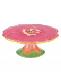 In an inspiring display of alluring watercolors, this figural cake stand offers a bright, contemporary addition to the dessert table. Mix and match across the Lenox Floral Fusion dinnerware collection for a stunning presentation.