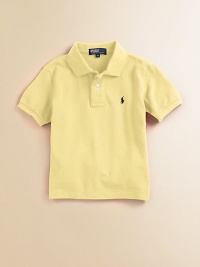 Classic, short-sleeve cotton mesh polo with embroidered polo pony on the chest. Ribbed polo collar and armbands Button placket Machine wash Imported Classic, short-sleeve cotton mesh polo with embroidered polo pony on the chest. Ribbed polo collar and armbands Button placket Machine wash Imported