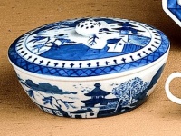 Mottahedeh Blue Canton Oval Box 5 in Mottahedeh Blue Canton Oval Box 5 in