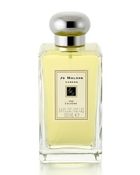 Named after the street number of the first bijou store in London, 154 is a chameleon-like fragrance. Allow yourself to be led on an olfactory journey, from citrus to herbaceous lavender and basil, finishing with a woody base of sandalwood and vetiver that quite simply captivates the senses. Named after the street number of the first bijou store in London, 154 is a chameleon-like fragrance. Allow yourself to be led on an olfactory journey, from citrus to herbaceous lavender and basil, finishing with a woody base of sandalwood and vetiver that quite simply captivates the senses.