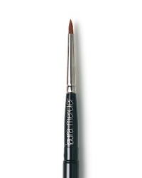 Laura Mercier Pointed Eye Liner Brush is a synthetic brush that tapers to a narrow point, allowing you to determine the width of eye liner by the pressure applied. Specially designed for precise application of wet Eye Liner. Laura Mercier Pointed Eye Liner Brush is a synthetic brush that tapers to a narrow point, allowing you to determine the width of eye liner by the pressure applied. Specially designed for precise application of wet Eye Liner.