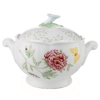 Lenox Butterfly Meadow Bone Porcelain Round Covered Casserole Lenox Butterfly Meadow Bone Porcelain Round Covered Casserole