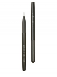 Essential for a chic, sophisticated look. Crafted by master artisans, Le Métier de Beauté Master Brush Collection includes the tools every woman needs for exemplary professional cosmetic application. Essential for a chic, sophisticated look. Crafted by master artisans, Le Métier de Beauté Master Brush Collection includes the tools every woman needs for exemplary professional cosmetic application.