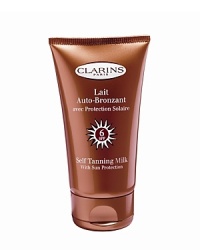This milky self tanning treatment is perfect for those who wish to tan while safeguarding skin's healthy qualities. This milky self tanning treatment is perfect for those who wish to tan while safeguarding skin's healthy qualities.
