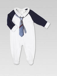 A cute, footed one-piece crafted in plush cotton with back and bottom snaps, plus GG and signature web tie print.Shirt collarLong sleevesBack snapsBottom snapsCottonDry cleanMade in Italy Please note: Number of snaps and buttons may vary depending on size ordered. A cute, footed one-piece crafted in plush cotton with back and bottom snaps, plus GG and signature web tie print.Shirt collarLong sleevesBack snapsBottom snapsCottonDry cleanMade in Italy Please note: Number of snaps and buttons may vary depending on size ordered.