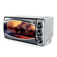 Sleek and elegant, this Delonghi retro-style toaster oven is equally adaptable in classic and contemporary kitchens. Model XR640. Carries manufacturers warranty.