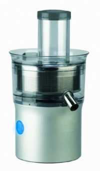 DeLonghi DJE950 Die-cast Juice Extractor DeLonghi DJE950 Die-cast Juice Extractor