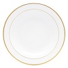 Palmyre provides the ideal backdrop for personal creativity. Able to set a refined table with its understated beauty or by creating a personalized setting when paired with another Bernardaud collection.