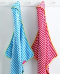Make bath time more fun for your little one with hooded kids' towels. Incredibly soft cotton is perfect for snuggling in bright punch or sky blue. White stripes and contrasting trim complete the super-cute look. Make bath time more fun for your little one with hooded kids' towels. Incredibly soft cotton is perfect for snuggling in bright punch or sky blue. White stripes and contrasting trim complete the super-cute look.