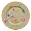 Ornate and grand, Villeroy & Boch's Aureus platter is a feast for the eyes. Gold filigree adds opulence to an aquamarine background and bursting lotus blossoms infuse shades of fuchsia, tangerine and sapphire.