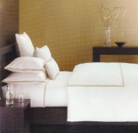 Hudson Park Italian Percale Champagne/Champagne Euro Sham Hudson Park Italian Percale Champagne/Champagne Euro Sham