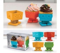 Fred & Friends Yumbots Robot Cupcake Mold Fred & Friends Yumbots Robot Cupcake Mold