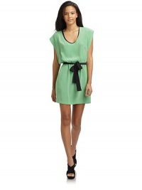 THE LOOKColorblock designTie waistDual seam pocketsTHE FITAbout 32 from shoulder to hemTHE MATERIALSilkSilk liningCARE & ORIGINDry cleanImportedModel shown is 5'9 (175cm) wearing US size 4. THE LOOKColorblock designTie waistDual seam pocketsTHE FITAbout 32 from shoulder to hemTHE MATERIALSilkSilk liningCARE & ORIGINDry cleanImportedModel shown is 5'9 (175cm) wearing US size 4.
