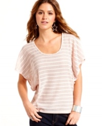 A back cutout adds chic, unexpected design to this stripe-pattern pullover from 6 Degrees! Love the subtle, slouchy fit and extra-wide kimono-style sleeves. A back cutout adds chic, unexpected design to this stripe-pattern pullover from 6 Degrees! Love the subtle, slouchy fit and extra-wide kimono-style sleeves.