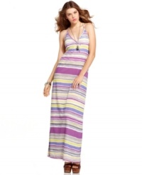 The sporty stripes and comfy, empire waist construction on this maxi dress from Jessica Simpson call for a chill state of style! The sporty stripes and comfy, empire waist construction on this maxi dress from Jessica Simpson call for a chill state of style!