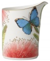 An exotic beauty, the Amazonia creamer brings a room to life with flora and fauna from the rainforest. Luscious color and sumptuous gold accents adorn the premium bone china of Villeroy & Boch.