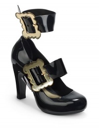 THE LOOKA collaboration with Vivienne WestwoodMelflex plastic upperRound toeAdjustable top and ankle straps with golden bucklesMelflex plastic heel, 4½ (115mm)Concealed platform, ½ (15mm)Compares to a 4 heel (100mm)THE MATERIALMelflex plastic upperMelflex lining and soleORIGINMade in Brazil THE LOOKA collaboration with Vivienne WestwoodMelflex plastic upperRound toeAdjustable top and ankle straps with golden bucklesMelflex plastic heel, 4½ (115mm)Concealed platform, ½ (15mm)Compares to a 4 heel (100mm)THE MATERIALMelflex plastic upperMelflex lining and soleORIGINMade in Brazil