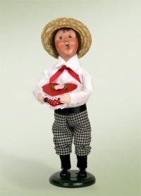 Byers' Choice Valentine Boy 2013 (413B) Byers' Choice Valentine Boy 2013 (413B)