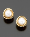 Always classic, you'll love cultured pearls (7x7.5mm) set in lustrous 14k gold.