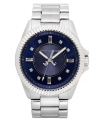 Juicy Couture has taken a classic design and added a lovely touch of blue and crystal sparkle to create this Stella collection watch. Juicy Couture has taken a classic design and added a lovely touch of blue and crystal sparkle to create this Stella collection watch.
