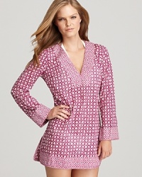 Over the coordinating swimwear, with neutrals or a pair of white jeans, Tory Burch's Biarritz tunic is a great pick, swim coverup to clambake. Over the coordinating swimwear, with neutrals or a pair of white jeans, Tory Burch's Biarritz tunic is a great pick, swim coverup to clambake.