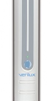 Verilux CleanWave VH03WW4 UV-C Sanitizing Travel Wand Verilux CleanWave VH03WW4 UV-C Sanitizing Travel Wand
