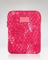 Mixing modern-day necessity with of-the-moment cool, this MARC BY MARC JACOBS iPad sleeve makes a bold case for dressing your gadget in designer.