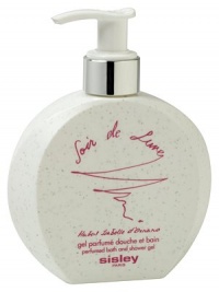 A perfumed foaming gel that caresses the skin with a delicate touch A new perfumed ritual for the body, it gently cleanses the skin and on contact with water releases its rich, warm and feminine notes. It leaves a discreet touch of the floral chypre fragrance trail of Soir de Lune in a precious and intimate moment.Organically grown Red Vine and extract of Wild Rose to tone the epidermis. Matricaria Extract: organically grown flower to soften and calm skin. A perfumed foaming gel that caresses the skin with a delicate touch A new perfumed ritual for the body, it gently cleanses the skin and on contact with water releases its rich, warm and feminine notes. It leaves a discreet touch of the floral chypre fragrance trail of Soir de Lune in a precious and intimate moment.Organically grown Red Vine and extract of Wild Rose to tone the epidermis. Matricaria Extract: organically grown flower to soften and calm skin.