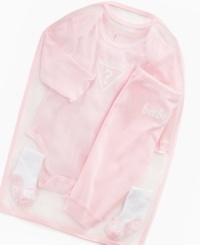 Bodysuit, pants and socks in a mesh bag by GUESS?. Bodysuit, pants and socks in a mesh bag by GUESS?.