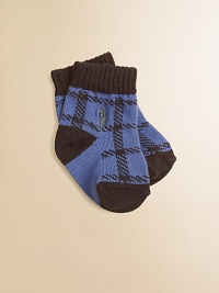 Cozy, stretch cotton adorned with a bold plaid print and pony embroidery.70% cotton/20% nylon/6% polyester/3% rubber/1% spandexMachine washImported Cozy, stretch cotton adorned with a bold plaid print and pony embroidery.70% cotton/20% nylon/6% polyester/3% rubber/1% spandexMachine washImported