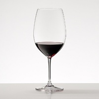 Bringing fresh excitement to the benchmark Vinum machine blown range, this wine glass shape is finely tuned for major grape varietals. It integrates the tannins and masks the alcohol. It harmonizes the intense sweet dark red fruit, flawlessly blending together the wine's aromas and flavors. Bring to light the brilliant concentration of your favorite cabernet sauvignon with Riedel's Vinum XL stemware.For me, this is the new benchmark glass when it comes to the enjoyment of young wines composed of the Bordeaux varietals. – Georg Riedel Bringing fresh excitement to the benchmark Vinum machine blown range, this wine glass shape is finely tuned for major grape varietals. It integrates the tannins and masks the alcohol. It harmonizes the intense sweet dark red fruit, flawlessly blending together the wine's aromas and flavors. Bring to light the brilliant concentration of your favorite cabernet sauvignon with Riedel's Vinum XL stemware.For me, this is the new benchmark glass when it comes to the enjoyment of young wines composed of the Bordeaux varietals. – Georg Riedel