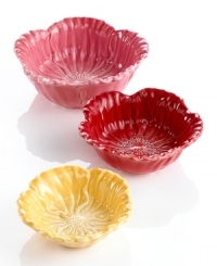 Fun to use, beautiful on display, these blossoming bowls bring new life to the classic Old Country Roses dinnerware collection from Royal Albert. (Clearance) Fun to use, beautiful on display, these blossoming bowls bring new life to the classic Old Country Roses dinnerware collection from Royal Albert. (Clearance)