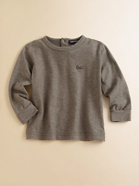 A long-sleeved, cotton tee with logo embroidery.CrewneckLong sleevesPullover styleCottonMachine washMade in Italy A long-sleeved, cotton tee with logo embroidery.CrewneckLong sleevesPullover styleCottonMachine washMade in Italy