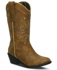 Bring Wild West looks to her wardrobe with these stylish Marissa boots from Jessica Simpson. Bring Wild West looks to her wardrobe with these stylish Marissa boots from Jessica Simpson.