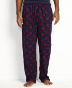 No need to fish around for sleepwear style with these crab print pajama pants from Nautica.