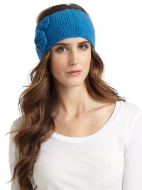 THE LOOKRibbed knit construction with floral detailTHE MEASUREMENT4W X 9LTHE MATERIALCashmere/extrafine wool/silkCARE & ORIGINDry cleanImported THE LOOKRibbed knit construction with floral detailTHE MEASUREMENT4W X 9LTHE MATERIALCashmere/extrafine wool/silkCARE & ORIGINDry cleanImported