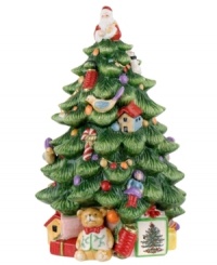 An evergreen with the baubles, birds and perfectly wrapped packages of Spode's historic dinnerware pattern, the Christmas Tree Prestige cookie jar is a festive gift to holiday homes. An evergreen with the baubles, birds and perfectly wrapped packages of Spode's historic dinnerware pattern, the Christmas Tree Prestige cookie jar is a festive gift to holiday homes.