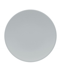 With a powdery matte finish and clean modern shape, the Naturals salad plates from designer Vera Wang bring minimalism to the table with chic style. In a serene shade of gray to complement any setting. With a powdery matte finish and clean modern shape, the Naturals salad plates from designer Vera Wang bring minimalism to the table with chic style. In a serene shade of gray to complement any setting.