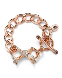 This bold, chain link Juicy Couture bracelet is designed to kick-start your statement piece, so bedeck it in a wrist-full of playfully glam charms. This bold, chain link Juicy Couture bracelet is designed to kick-start your statement piece, so bedeck it in a wrist-full of playfully glam charms.