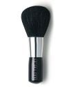 Accentuates a natural tan with full, round bristles to evenly distribute colour for a smooth, even finish. Perfectly sized and shaped for the application of bronzing powder as well as shimmer loose setting powder. Softly dab brush into product and tap off excess. Dust product over high portions of face for a natural sun-kissed look. 