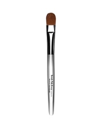 Trish's Brush 66 Cream Blender is designed for the even placement and blending of cream products to the eyes and face. Handcrafted for exquisite quality and durability Precision cut for technically perfect results Brass ferrules Trish's Brush 66 Cream Blender is designed for the even placement and blending of cream products to the eyes and face. Handcrafted for exquisite quality and durability Precision cut for technically perfect results Brass ferrules