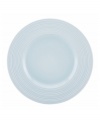 Elegance comes easy with the Fair Harbor accent plate, perfect for salad and dessert. Durable stoneware in a cool sky hue is half glazed, half matte and totally timeless.