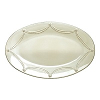 Whether elegant or casual, sophisticated or modern, Juliska Berry & Thread white dinnerware will suit whatever your setting and look great on your table. Whether elegant or casual, sophisticated or modern, Juliska Berry & Thread white dinnerware will suit whatever your setting and look great on your table.