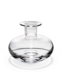 A sensuous, modern posy vase from kate spade's Sweet Pea home collection works well in casual or elegant settings. A sensuous, modern posy vase from kate spade's Sweet Pea home collection works well in casual or elegant settings.