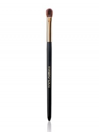EXCLUSIVELY AT SAKS. A delicate eye brush for blending shadows with precision. The soft, natural bristles are springy and full to contour the lids, layer intense colour or to define and refine explicitly. 