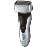 Panasonic ES-RF31-S Men's 4-Blade (Arc 4) Wet/Dry Rechargeable Electric Shaver with Nanotech Blades, Silver Panasonic ES-RF31-S Men's 4-Blade (Arc 4) Wet/Dry Rechargeable Electric Shaver with Nanotech Blades, Silver