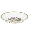 More than pretty, this oval baker transitions brilliantly from oven to table and has everything you love – colorful blooms, triple-leaf accents – about Portmeirion's Botanic Garden dinnerware.