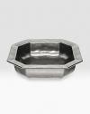 A unique mottling technique lends a hand-thumbed, hammered design to a beautiful metallic pewter baker with the look of an old-world favorite. Two-quart capacity 10½ square Dishwasher, oven and freezer safe Imported